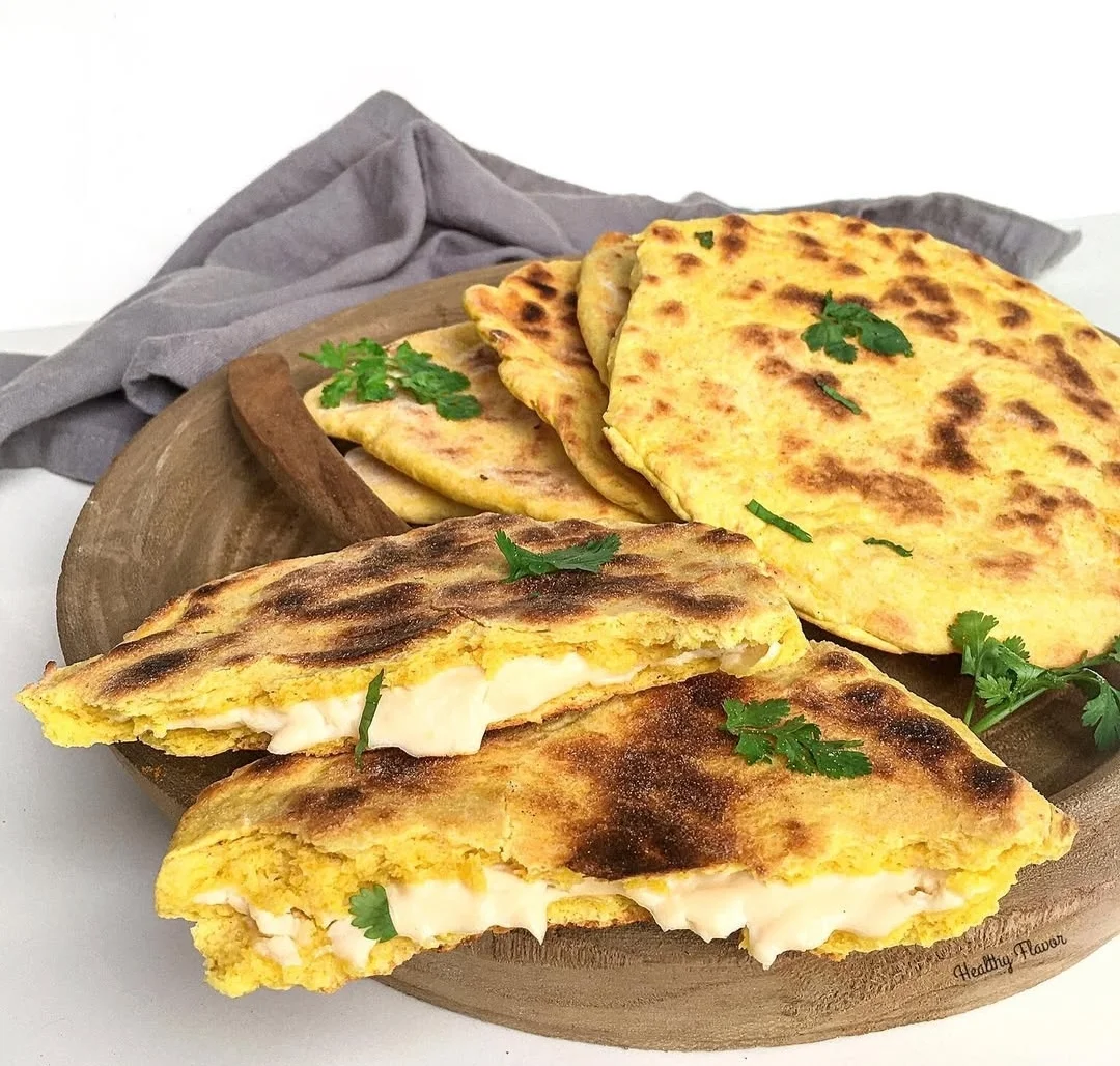 Naans express au fromage et au curry