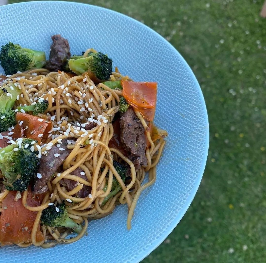 Nouilles au bœuf